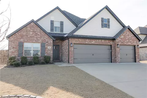329 Ceola Ave, Springdale, AR 72762