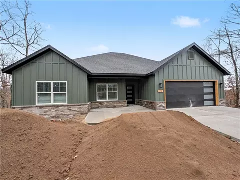 23 Buckland Ln, Bella Vista, AR 72715