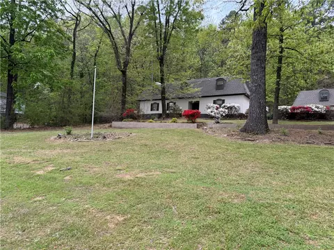 918 S Inglewood Ave, Russellville, AR 72801