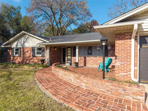 2807 Dallas Dr, Fort Smith, AR 72901 photo 2