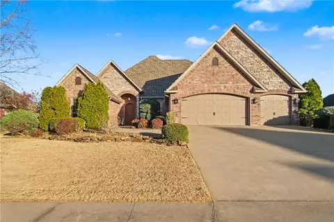 4703 Newcastle Rd, Bentonville, AR 72713