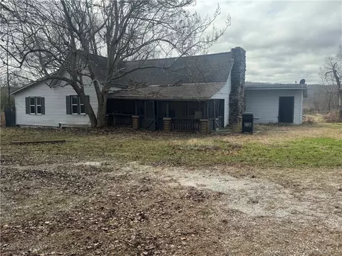 3316 N Mountain Rd, Springdale, AR 72764