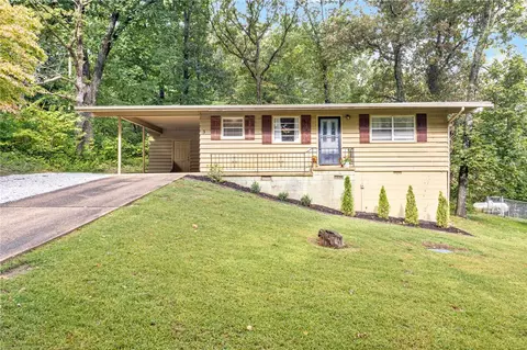 3 Sheneman Dr, Bella Vista, AR 72715