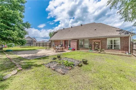 Exterior - 3 Jared Ln, Conway, AR 72032 photo 4 of 6