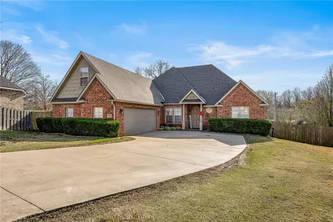 3512 Hamm Ln, Springdale, AR 72762