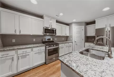 3262 Sundance St, Springdale, AR 72764