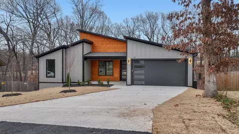 10 Branchwood Ln, Bella Vista, AR 72715