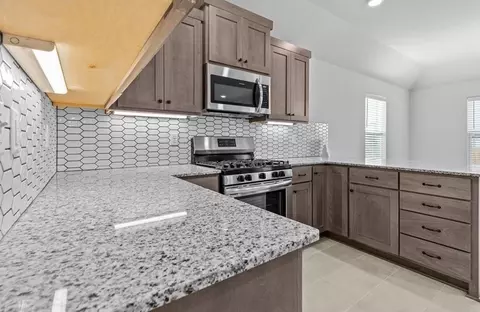 Kitchen - Undisclosed, Lowell, AR 72745 photo 2 of 2