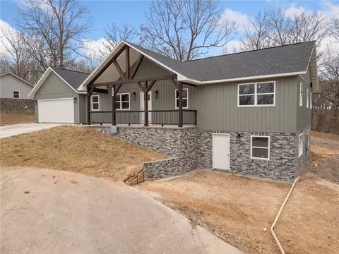 6135 Oak Leaf Dr, Harrison, AR 72601 photo 3