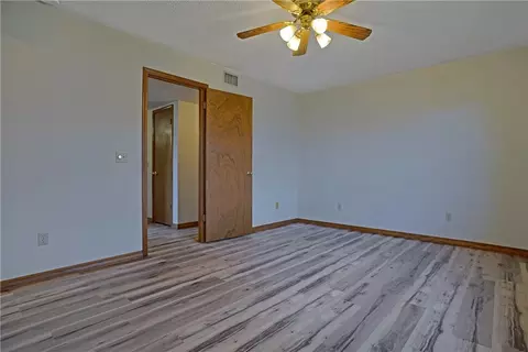 Bedroom - 845 Singleton Rd, Dover, AR 72837 photo 3 of 8