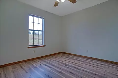 Bedroom - 845 Singleton Rd, Dover, AR 72837 photo 5 of 8