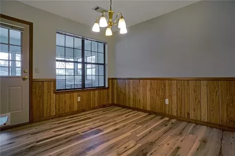 Dining - 845 Singleton Rd, Dover, AR 72837 photo 4 of 4