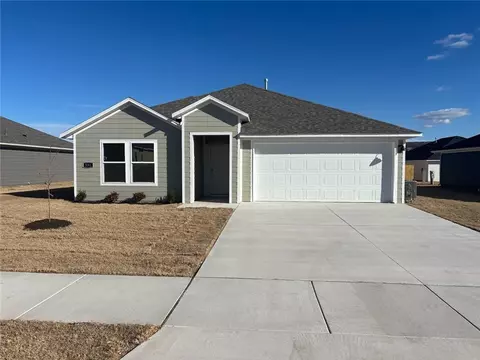 531 Mac St, Prairie Grove, AR 72753