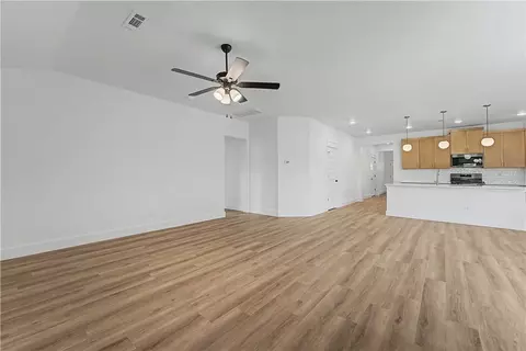 Living - 1160 Garrett Ln, Centerton, AR 72719 photo 3 of 4