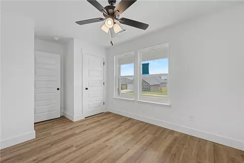 Bedroom - 1160 Garrett Ln, Centerton, AR 72719 photo 6 of 11