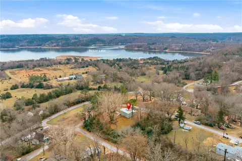 16774 Joy Loop, Lowell, AR 72745