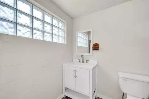 Bath - 16774 Joy Loop, Lowell, AR 72745 photo 3 of 4