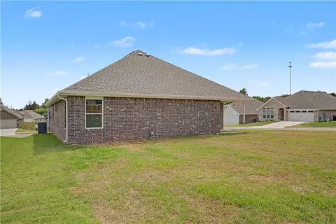 Exterior - 1170 Garrett Ln, Centerton, AR 72719 photo 9 of 9