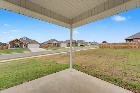 Exterior - 1170 Garrett Ln, Centerton, AR 72719 photo 5 of 9