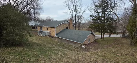 Exterior - 804 Smith Dr, Harrison, AR 72601 photo 4 of 4