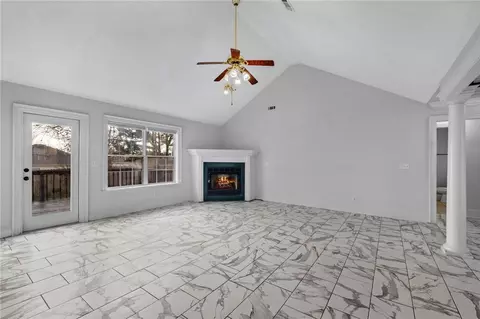 Living - 2541 Appleglen St, Springdale, AR 72764 photo 2 of 3