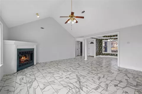 Living - 2541 Appleglen St, Springdale, AR 72764 photo 3 of 3