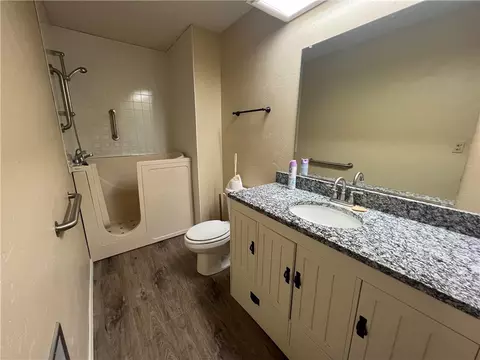 Bath - 92 206 Hwy, Harrison, AR 72601 photo 1 of 4