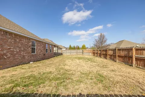 Exterior - 570 Bonanza St, Centerton, AR 72719 photo 5 of 8
