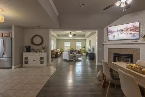 Entry Way - 570 Bonanza St, Centerton, AR 72719 photo 1 of 2