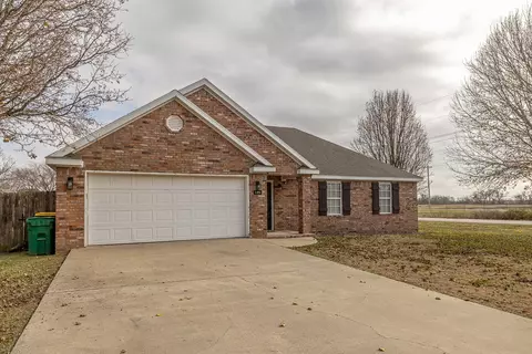 Exterior - 570 Bonanza St, Centerton, AR 72719 photo 8 of 8