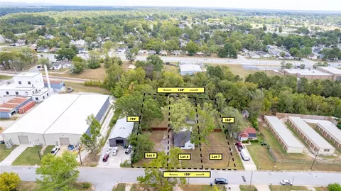 1203 S 3rd St, Rogers, AR 72756