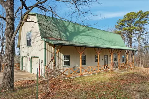 70 County Road 1143, Eureka Springs, AR 72632
