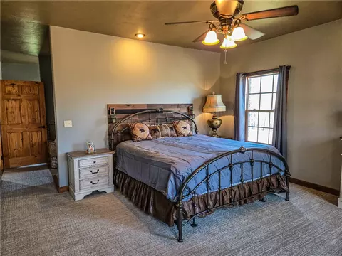 Bedroom - 4342 Harmon Rd, Harrison, AR 72601 photo 1 of 6
