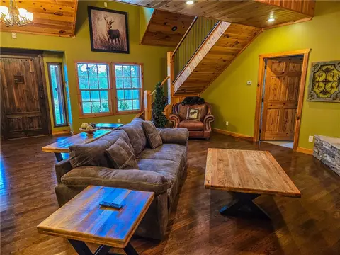 Living - 4342 Harmon Rd, Harrison, AR 72601 photo 2 of 2