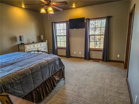 Bedroom - 4342 Harmon Rd, Harrison, AR 72601 photo 2 of 6