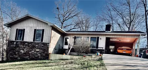 4 Rosedale Ln, Bella Vista, AR 72715