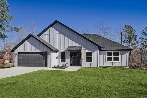 1 Ryan Ln, Bella Vista, AR 72715