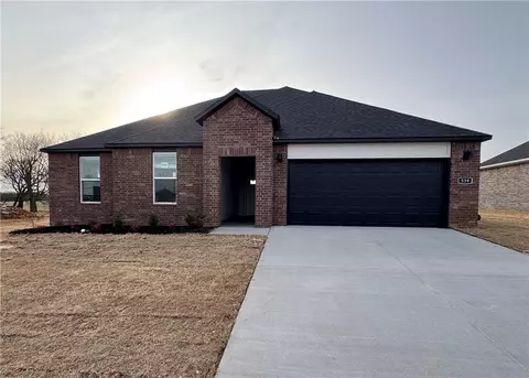 539 W Canada Dr, Farmington, AR 72730