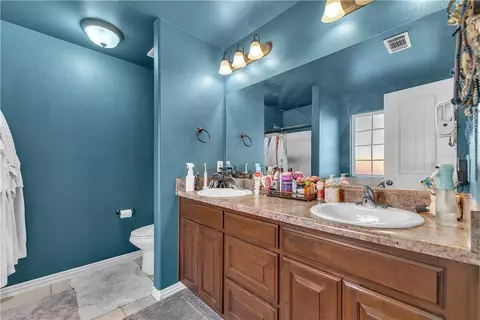 Bath - 2914 S E St, Rogers, AR 72758 photo 3 of 3