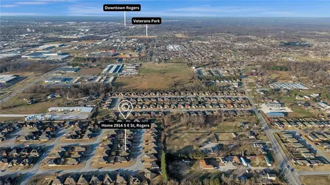 View/Area - 2914 S E St, Rogers, AR 72758 photo 3 of 4