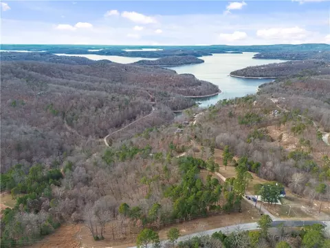 19 Cr-1525, Eureka Springs, AR 72632