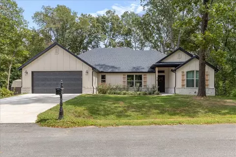 3 Pylle Ln, Bella Vista, AR 72715