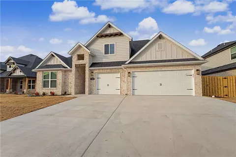 Exterior - 1310 Tiffany St, Centerton, AR 72719 photo 2 of 4