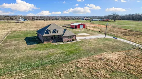 12510 Georgia Flat Rd, Gravette, AR 72736