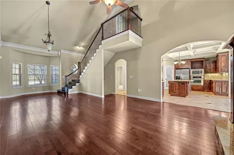 10 Martha Cir, Bella Vista, AR 72715