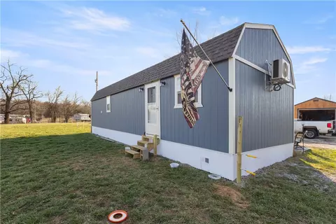 28815 Farm Road 1075, Seligman, MO 65745