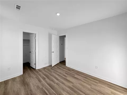 Bedroom - 412 Greer St, Pea Ridge, AR 72751 photo 3 of 5