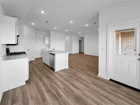 Entry Way - 412 Greer St, Pea Ridge, AR 72751 photo 1 of 1
