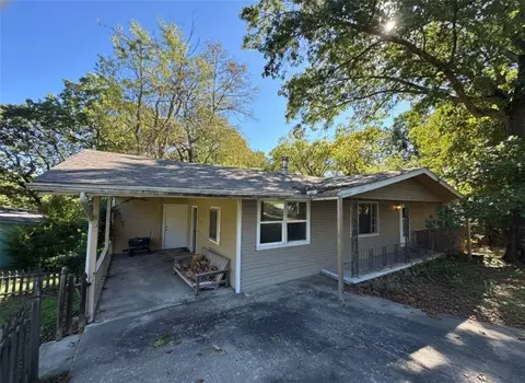 30 Worcester Dr, Bella Vista, AR 72714