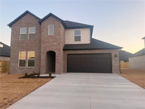 2411 Max Dr, Bentonville, AR 72713